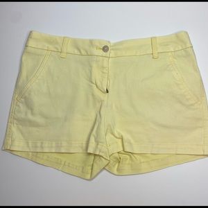 Southern tide. Size 4 Leah. Pale yellow